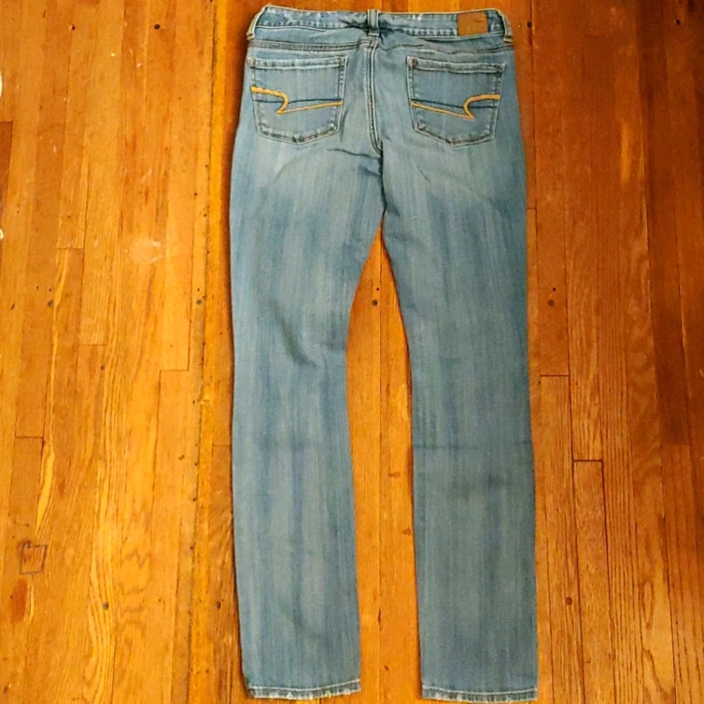 AEO Stretch Skinny Holes & Perfect Fade Denim - Low Rise, Babes - Picture 3 of 15